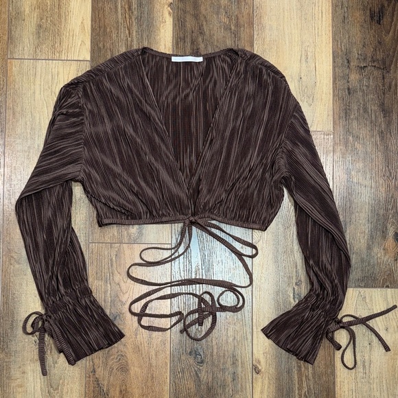 Boutique Long Sleeve - Picture 9 of 14